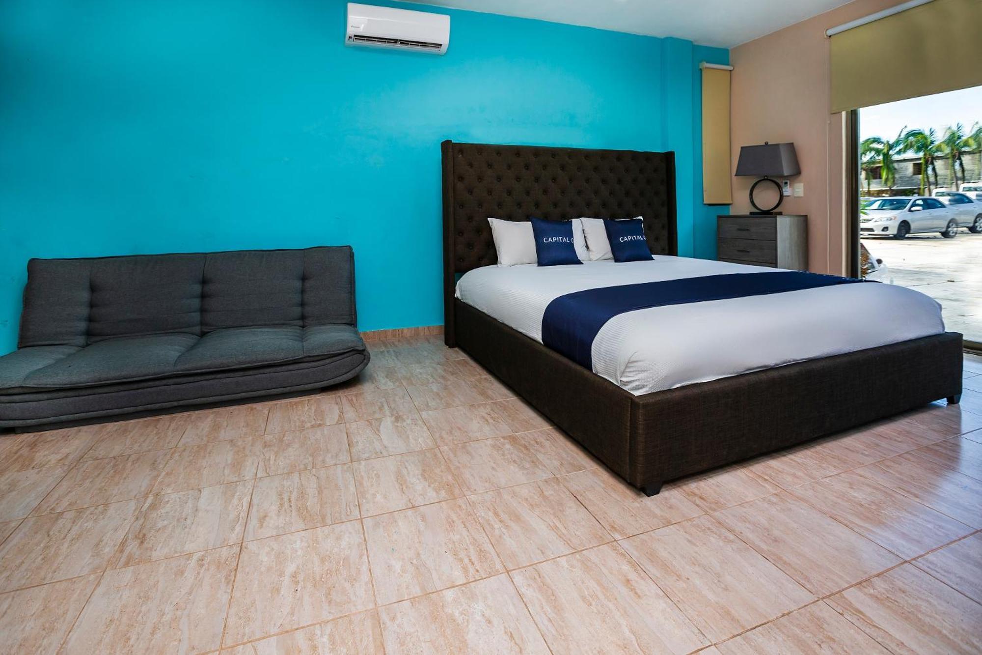 Capital O Cancun International Airport 24 7 Dış mekan fotoğraf