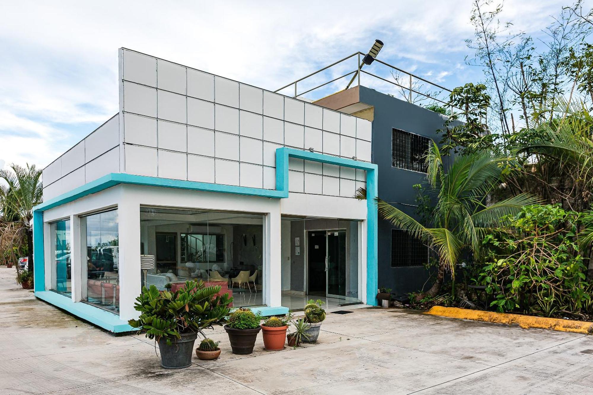 Capital O Cancun International Airport 24 7 Dış mekan fotoğraf