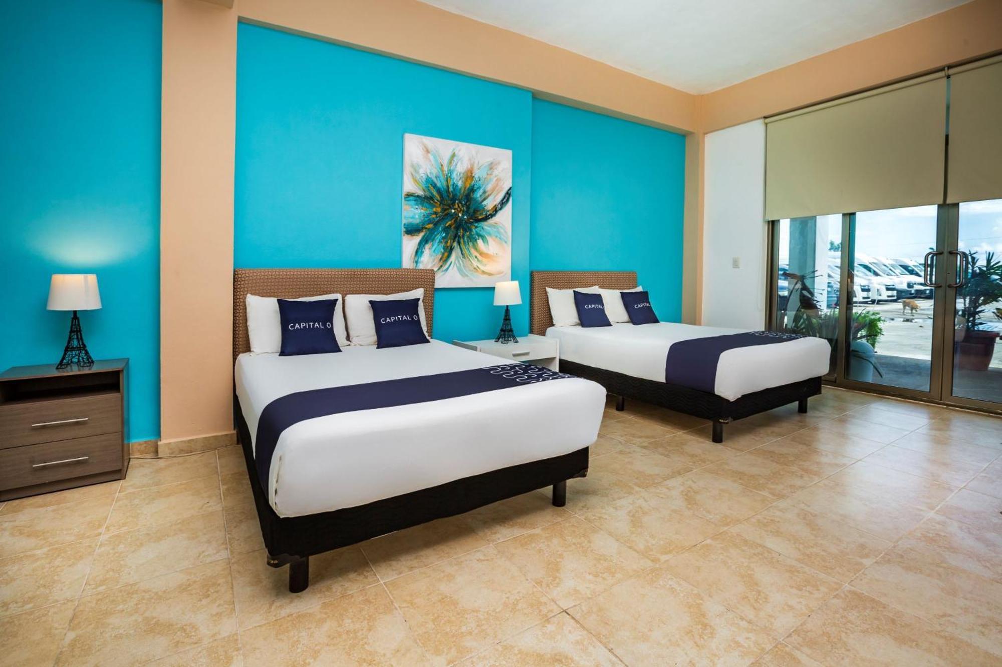 Capital O Cancun International Airport 24 7 Dış mekan fotoğraf